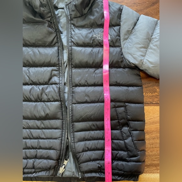 Black and Gray Reversible North Face 550 - Picture 6 of 7